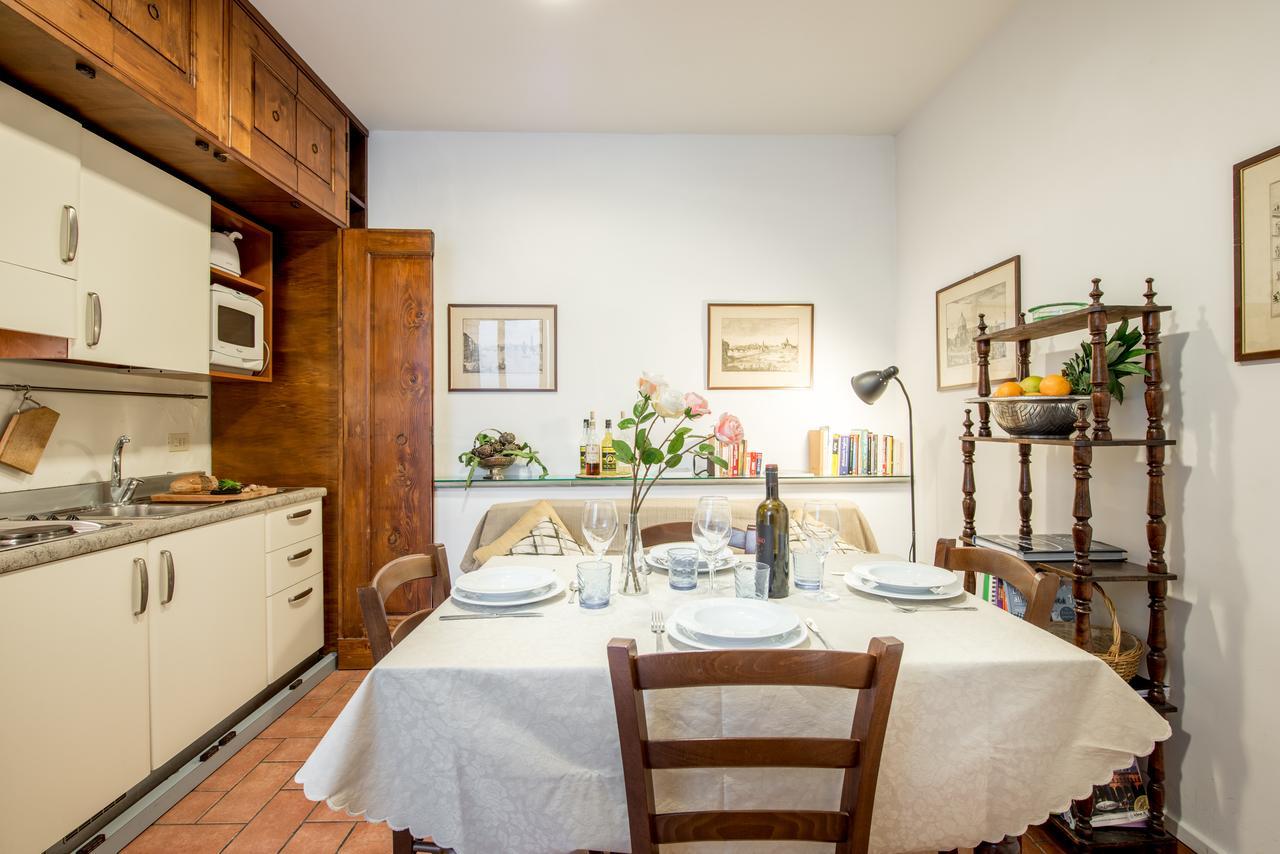 Antefissa Firenze Kültér fotó